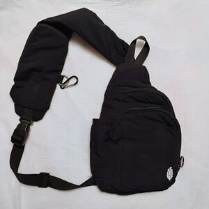 Free People Renegade Sling Bag - Black